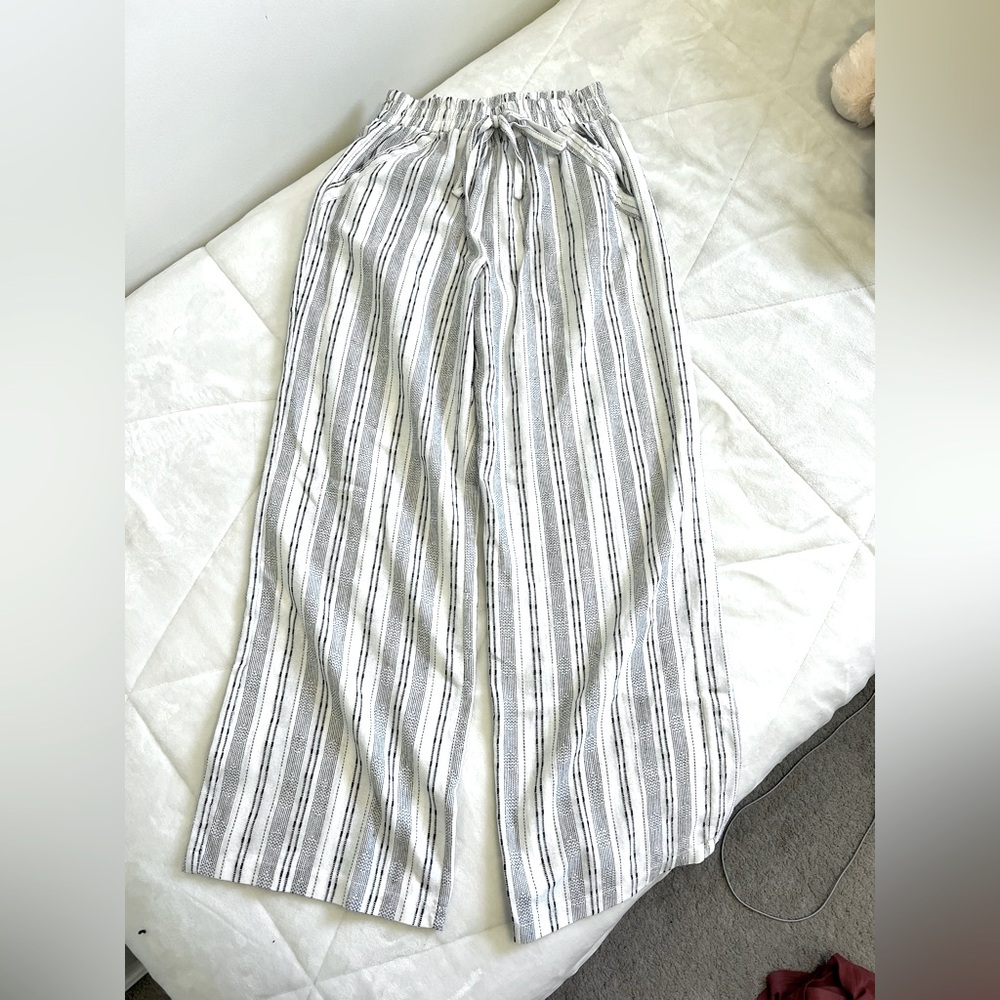 boho patterned flowy pants